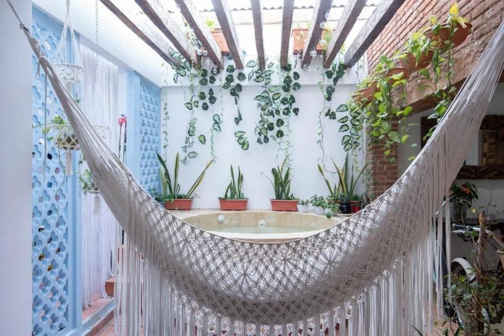 Charming Old Loft With Jacuzzi! Apartment *