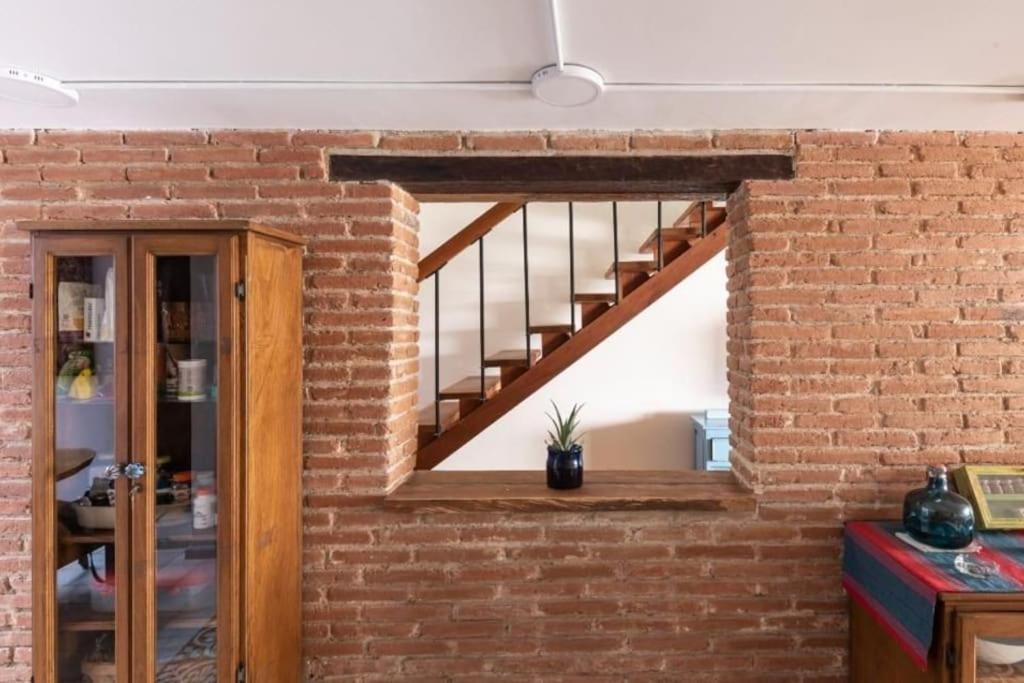 Charming Old Loft With Jacuzzi!